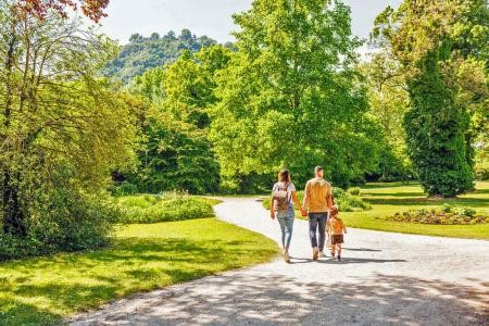 Der Erlebnisweg am Aachufer führt auch in den malerischen Stadtpark.